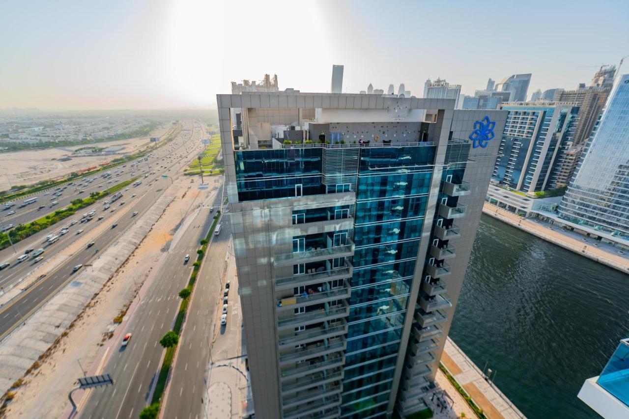 Kasco Homes Waves Tower Business Bay Dubai Exterior photo